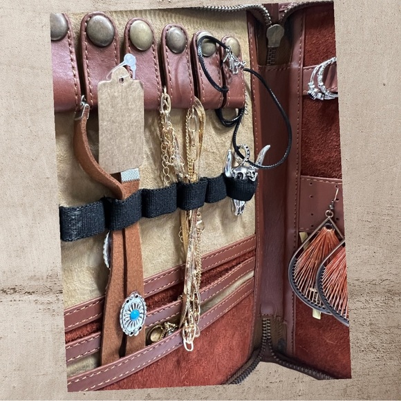 New embossed leather cowhide western jewelry case holder travel organizer bho - Picture 4 of 6